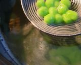 A picture of step 5 of Glutinous Rice Balls in Sweetened Coconut Milk.