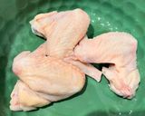 Foto langkah ke 1 dari resep Sop Sayap Ayam.
