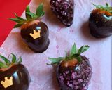 Une image de l'étape 2 de Fraises au chocolat.