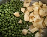 A picture of step 1 of Jowar green peas puri.