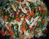 Foto langkah ke 3 dari resep Omelet Sayur.