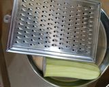 A picture of step 1 of Lauki ka raita.