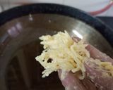 A picture of step 5 of Aloo lacchha pakoda.