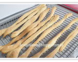 Foto del paso 7 de la receta: Grisinis o colines de pan
