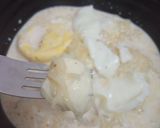 Foto langkah ke 3 dari resep Indomie kuah susu keju.