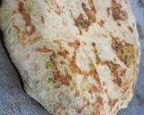 A picture of step 3 of Aloo paratha.