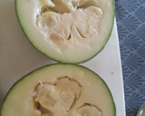 Foto del paso 1 de la receta: Calabacín bolita relleno de atún al microondas