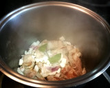 Foto del paso 1 de la receta: Guiso de patatas con carne al aroma de apio