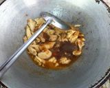 รูปขั้นตอนการทำที่ 5 ของ ไก่ผัดยอดมะพร้าว