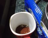 A picture of step 5 of Milk powder hot coffee.