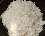 Foto langkah ke 1 dari resep Serundeng Kelapa Pedas Manis.