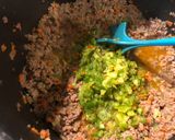 A picture of step 2 of Stuffed Pepper Soup.