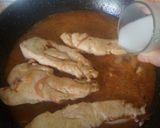 Foto del paso 4 de la receta: Pechuga de pollo en salsa de pomelo
