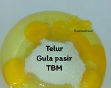 Foto langkah ke 2 dari resep Bolu Pisang Sunpride (oven).