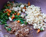 A picture of step 3 of Italian Minestrone Soup.