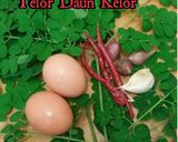 Foto langkah ke 1 dari resep Telor Dadar Daun Kelor.