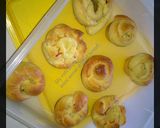 Foto langkah ke 7 dari resep Roti Unyil atau Mini sweet stuffed bread.