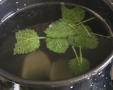 Foto del paso 2 de la receta: Infusión de menta y jengibre con limón 🌱 🫚 🍋🍵