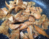 Foto del paso 3 de la receta: Fricandó de ternera con setas