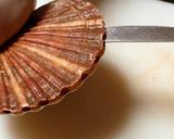 Foto del paso 1 de la receta: Vieiras al estilo asiático con chips de pastinaca