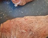 A picture of step 1 of Chicken in creamy sauce.