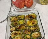 Foto del paso 2 de la receta: Berenjenas asadas con zapallitos y tomate