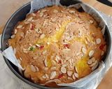 A picture of step 4 of Nuts Tea Cake..🥧🥧.
