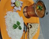 A picture of step 8 of Mushroom Masala in red gravy.