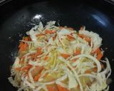 Foto langkah ke 6 dari resep Mie Goreng.