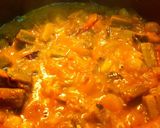A picture of step 4 of One pot Okra Curry.