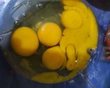 Foto langkah ke 2 dari resep Nugget telur.