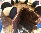 Foto del paso 13 de la receta: Pastel de cumpleaños 🎂  con bases de bizcocho de chocolate 🍫