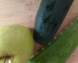 Foto del paso 1 de la receta Jugo de aloe vera, pepino y manzana enriquecido con agua de Mar
