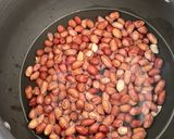 A picture of step 2 of Peanut curry.