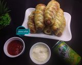 A picture of step 4 of Sausage rolls.