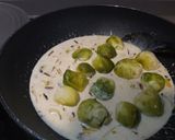 Foto del paso 4 de la receta: Curry de coles de bruselas, patata y puerros