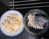 Foto langkah ke 1 dari resep Abon ayam pedas manis pakai oven tanpa minyak.