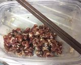 Hình bước làm 1 của món Nui xào súp lơ, thịt bò