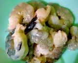 Foto langkah ke 1 dari resep Sup udang kangkung (tomyam praktis).