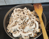 Foto del paso 3 de la receta: Champiñón a la cerveza