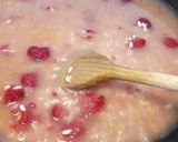 A picture of step 2 of Risotto al lampone raspberry risotto.