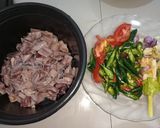 Foto langkah ke 1 dari resep Cumi Cabe Ijo.