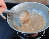 A picture of step 5 of Walnut Halwa.