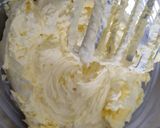 Foto langkah ke 4 dari resep Swiss Meringue Buttercream.