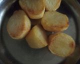 A picture of step 1 of Chicken Qorma.