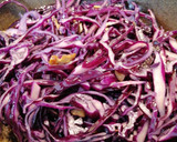Foto del paso 3 de la receta: Lombarda al ajillo