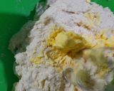 Foto langkah ke 2 dari resep Donat Aneka Topping.