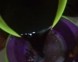 A picture of step 2 of Zobo drink.