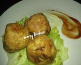 A picture of step 7 of Yam Balls.