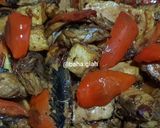 Foto langkah ke 4 dari resep Tumis Pindang Tongkol Tahu Cabe Gendot.